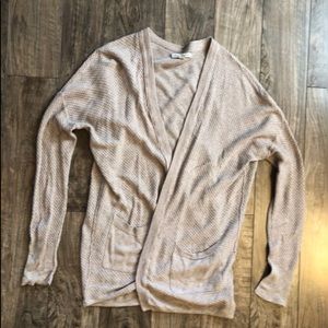 AMERICAN EAGLE CARDIGAN!!